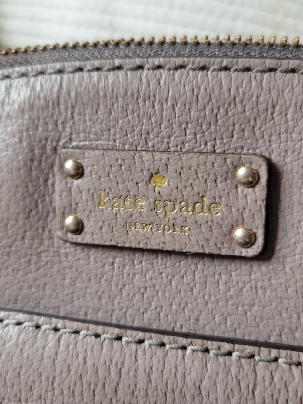Kate Spade Grove Street Millie Pebbled Leather Crossbody Bag Taupe Greige - Picture 5 of 11